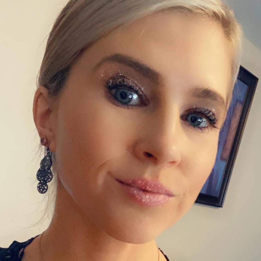 Meet your Posher, Erica